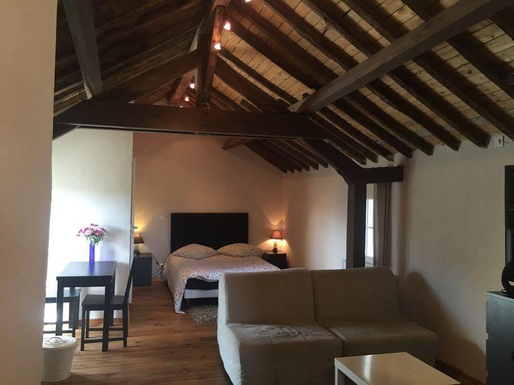 Domaine Du Moulin De Champie - Versailles - Gites & Suites Feucherolles Kültér fotó