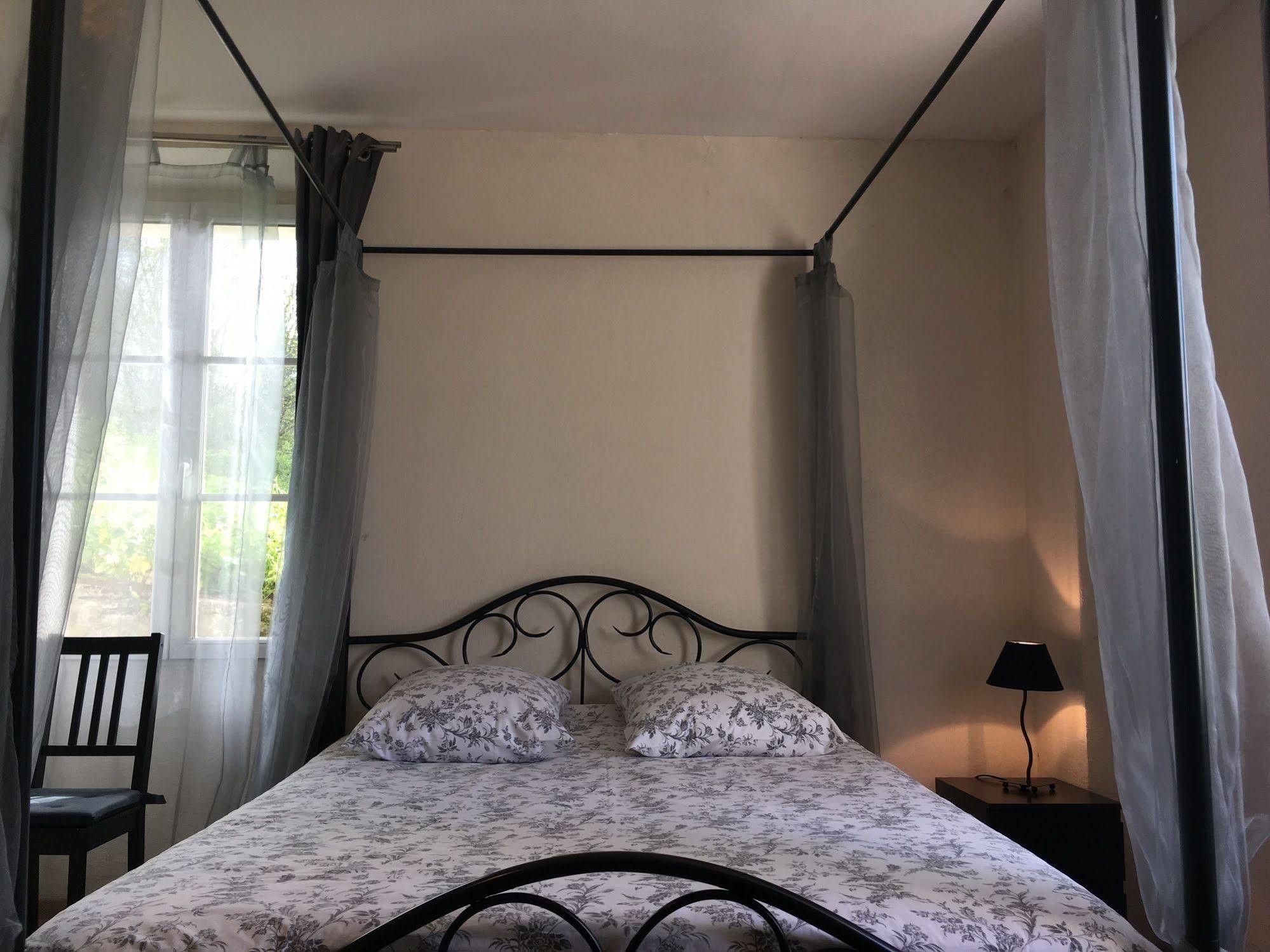Domaine Du Moulin De Champie - Versailles - Gites & Suites Feucherolles Kültér fotó