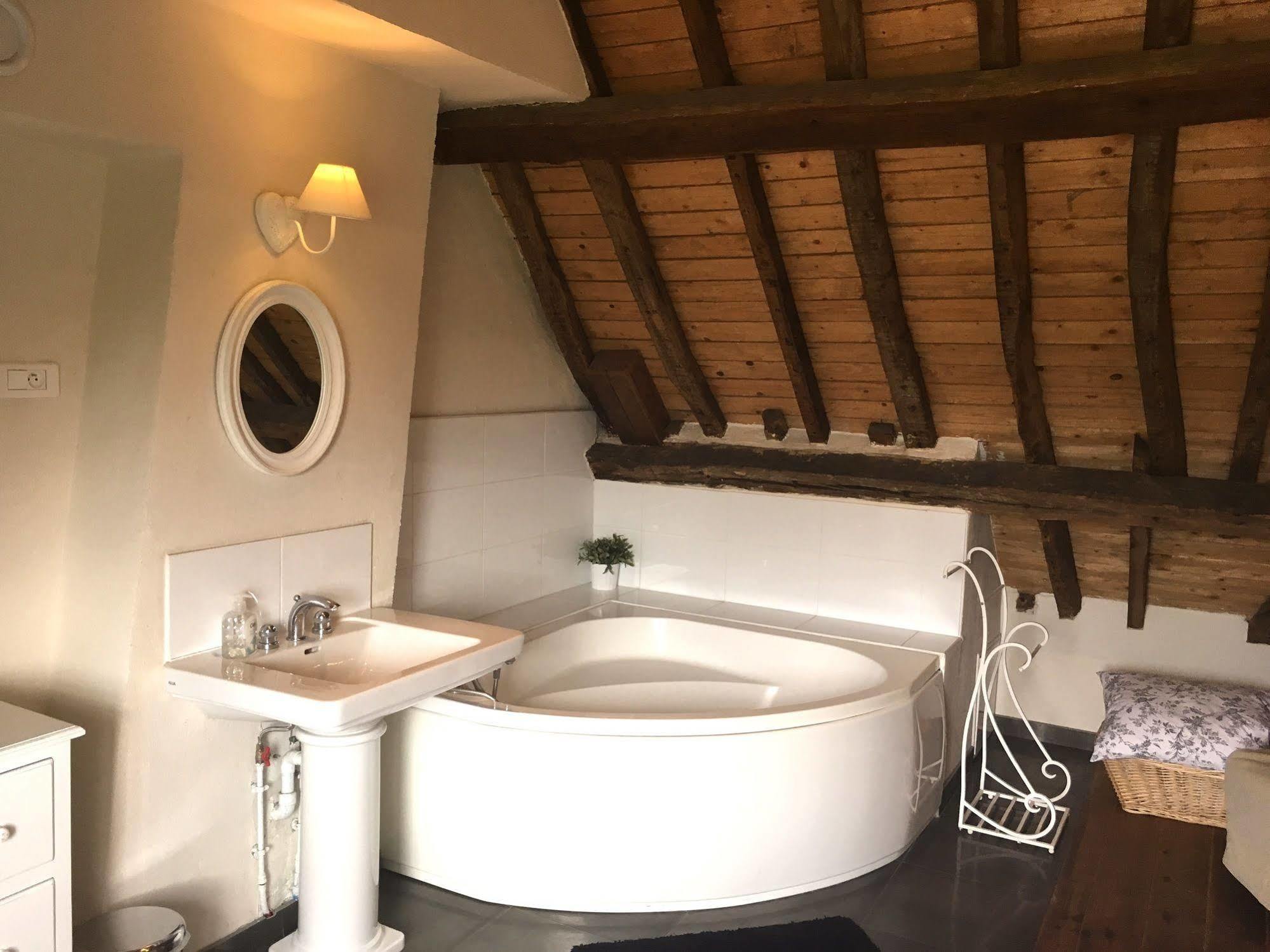 Domaine Du Moulin De Champie - Versailles - Gites & Suites Feucherolles Kültér fotó